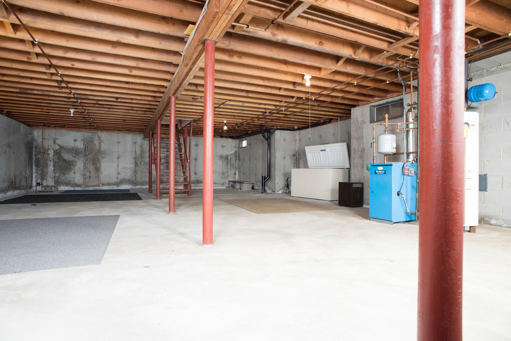 Basement before remodeling